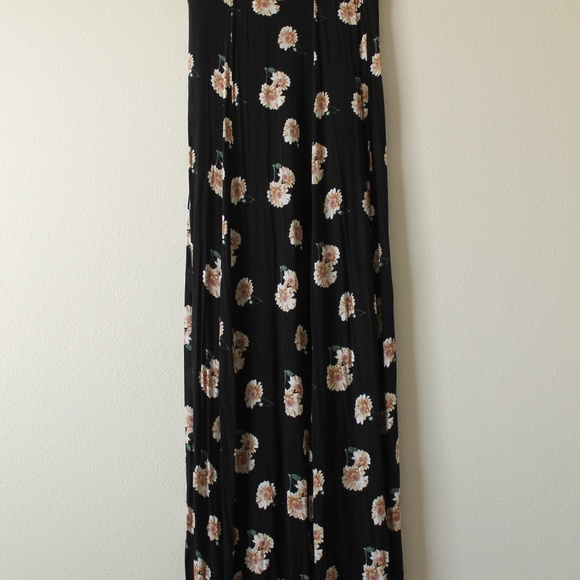 Black Floral Maxi Skirt - Picture 2 of 3